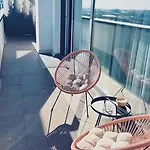 Apartament/penthouse Ssara Apartament *