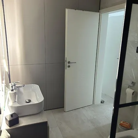 Apartament/penthouse Ssara Διαμέρισμα *